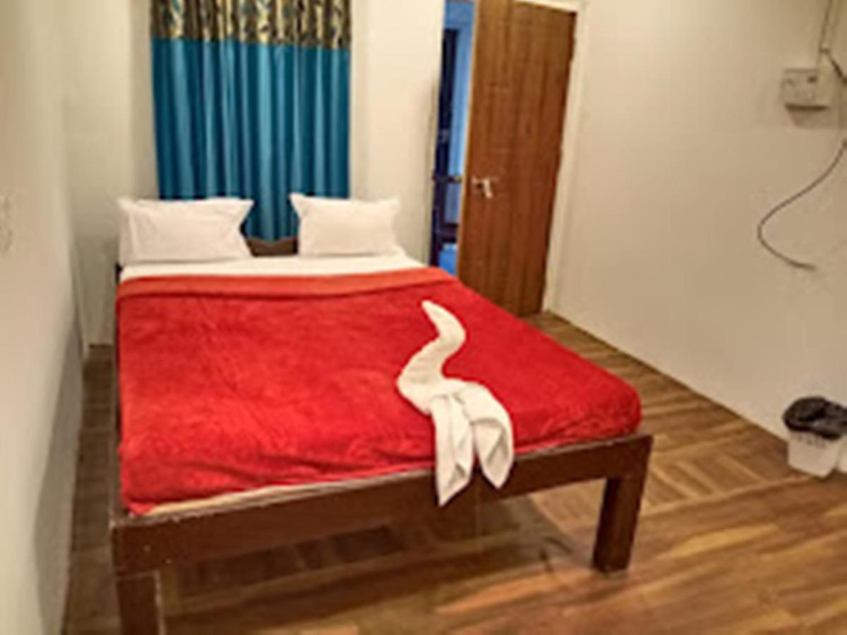 Nagaon  Hotel Paradise Inn מראה חיצוני תמונה